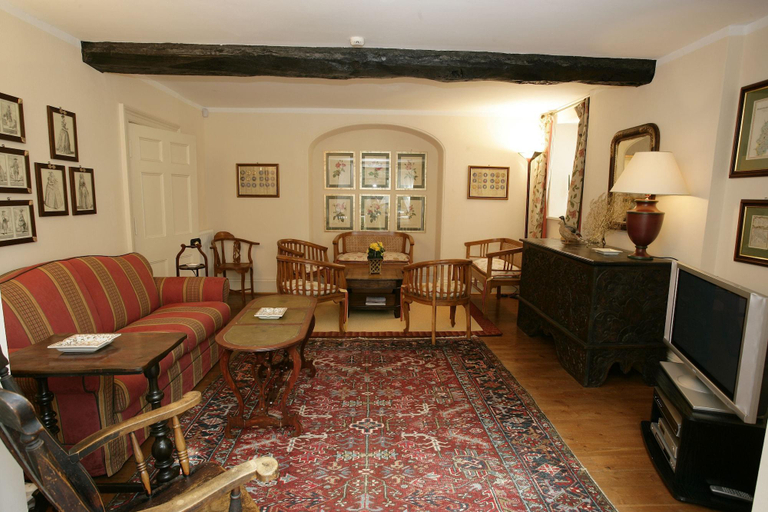 Public Area 4, Brampton Grange, Northamptonshire