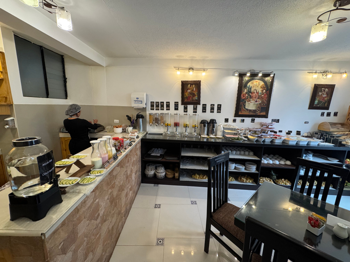 Food & Drinks 2, Awki's Dream, Cusco