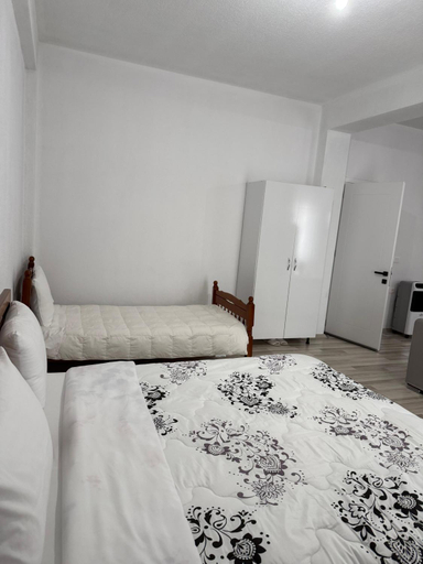 Bedroom 5, Villa71, Pogradecit