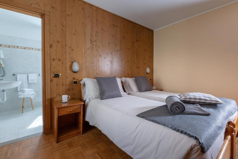 Bedroom 4, Hotel Cima Piazzi, Sondrio