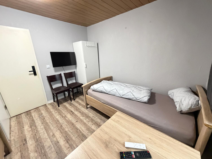 Bedroom 3, Pension Raunheim, Groß-Gerau
