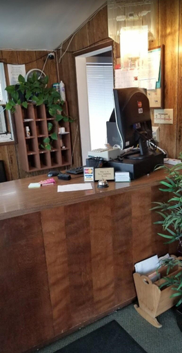 Public Area, Modoc Inn, Modoc