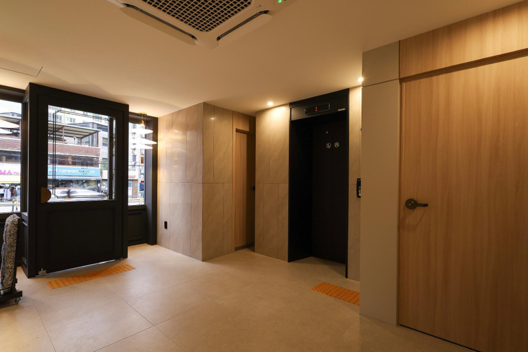 Others 5, Hotel Soo, Dong-daemun