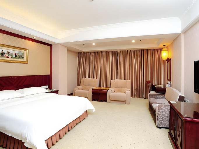 Bedroom 5, Vienna Hotel (Shenzhen Longhua Qinghu Road Branch, Shenzhen