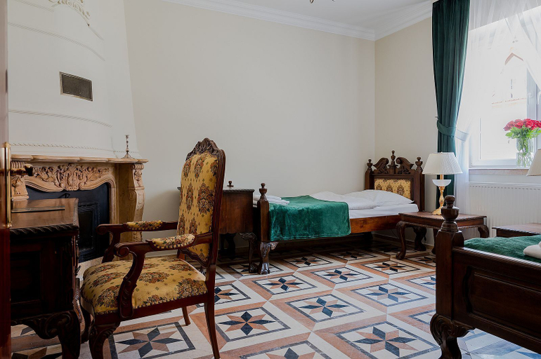 Bedroom 5, Zielony Kompleks Dwór Ostoya, Rzeszów