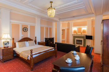 Others 3, Adelphi Hotel, Sefton