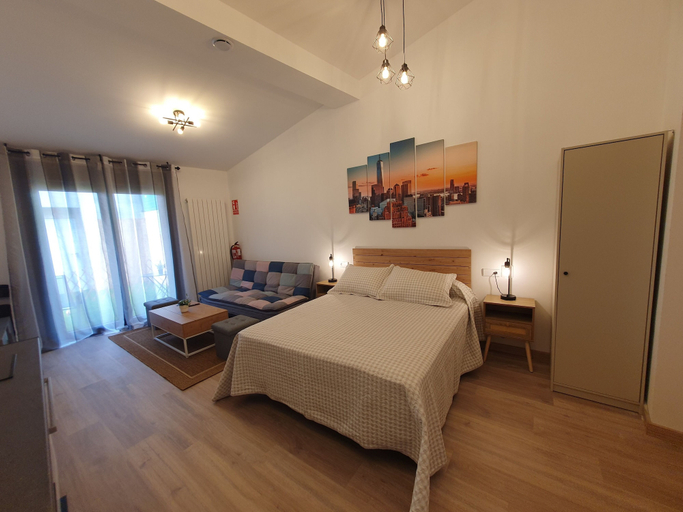 Bedroom 2, Sella Rooms, Asturias