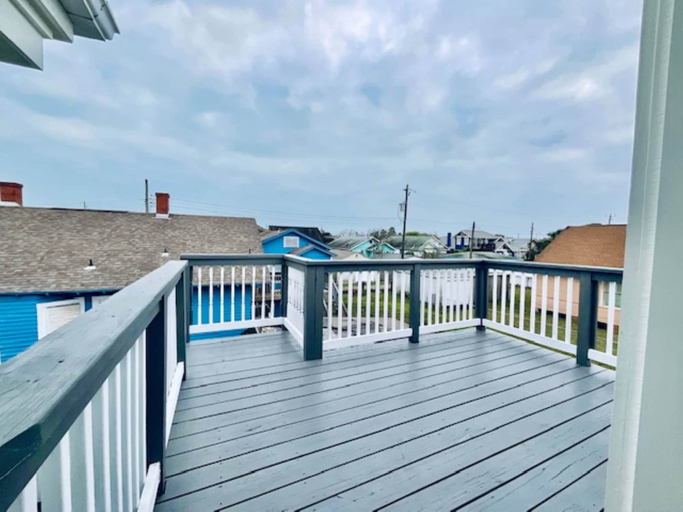View from room, Coastal Cove Near Beach, Galveston