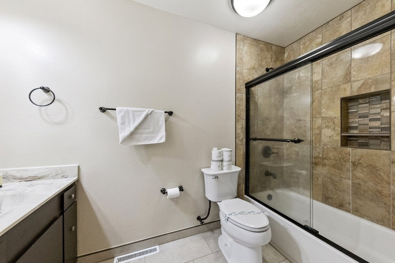 Bathroom 5, 1293 Tata Lane 3 Bedroom Home, El Dorado