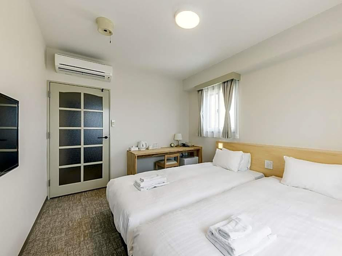 Bedroom 3, Shin-Osaka Station Kishibe, Osaka