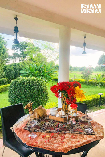 Food & Drinks, StayVista's The River Villa - Pet-Friendly Riverside Villa near Bhojpur Temple Bhopal, Raisen