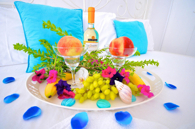 Food & Drinks, Sol Mare Salis, South Aegean
