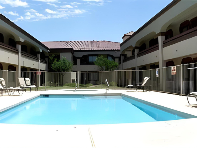 Sport & Beauty 4, Premier Inns Tolleson, Maricopa