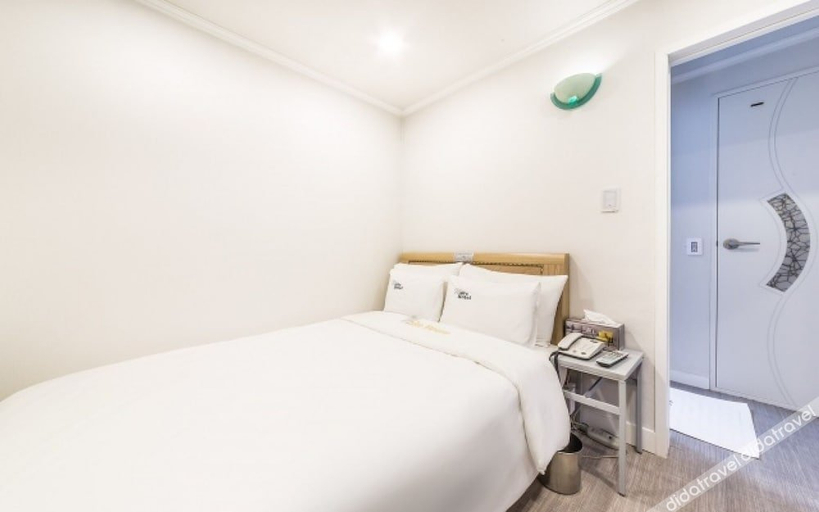 Bedroom 4, Jangan White, Dong-daemun