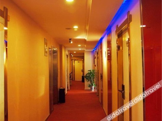 Others 4, IU Hotel (Xianning railway station), Xianning