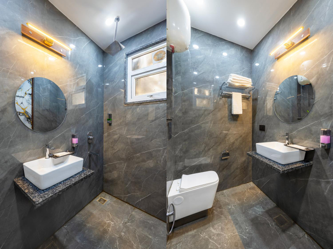 Bathroom, The Umen Hotel Sector 49, Gautam Buddha Nagar