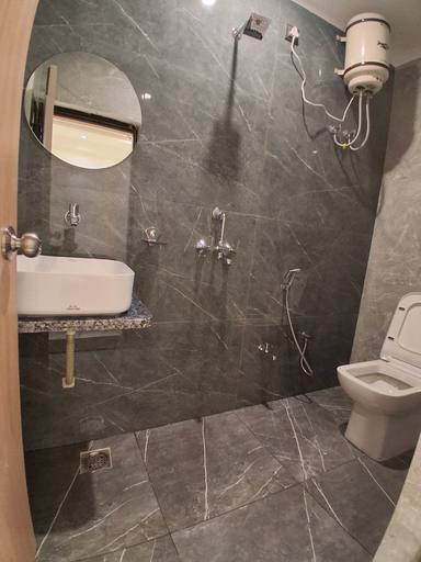 Bathroom 5, Kailas Residency, Varanasi