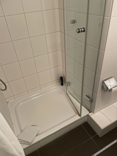 Bathroom 5, Hotel Garni Merkenich, Köln