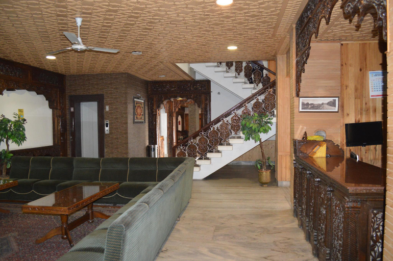 Public Area 2, Hotel Duke, Srinagar