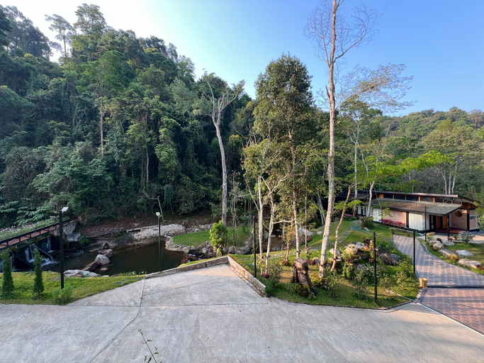 Others 3, La Wong Creek at Pang Hi, Doi Saket