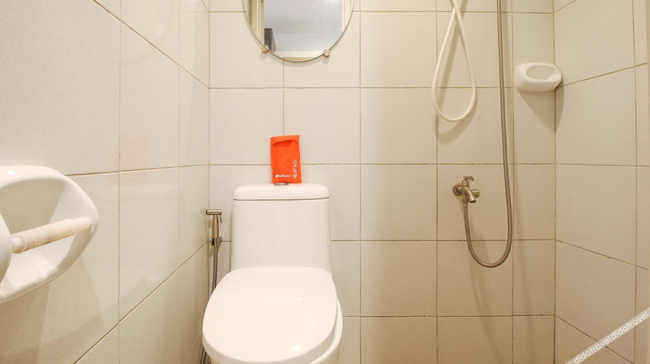 Bathroom 5, RedDoorz @ Gaeas Apartment Panglao, Panglao