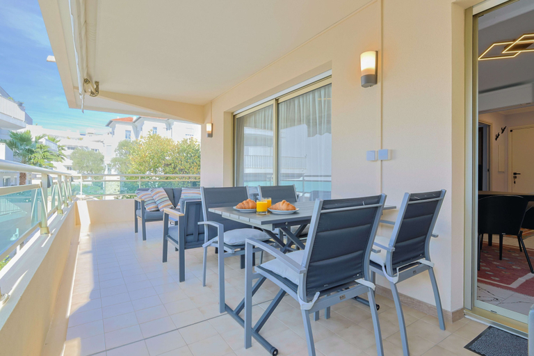 Room 2, 323 Le Californie in Cannes, Alpes-Maritimes