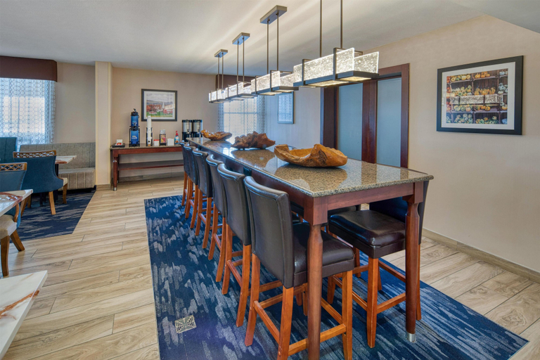 Food & Drinks 5, Best Western Batesville, Franklin