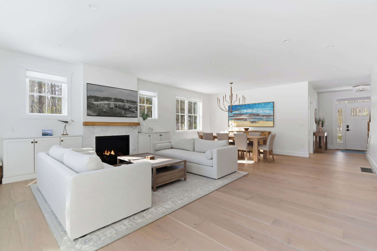 Living area 4, Van Duyne North Airy Escape, York
