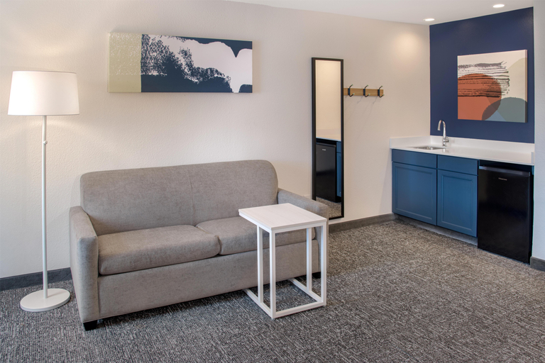Bedroom 3, Spark by Hilton St. Robert Fort Leonard Wood, Pulaski