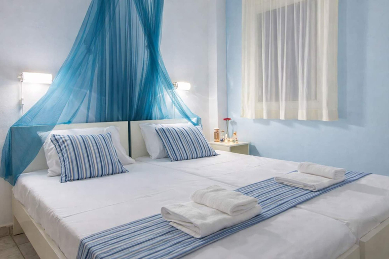 Room 1, Beach Vibe - Seaside Stay w Balcony Near Volos, Thessaly
