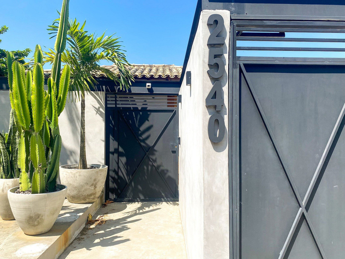 Exterior & Views 2, Casa pé na areia com piscina | São Sebastião, São Sebastião