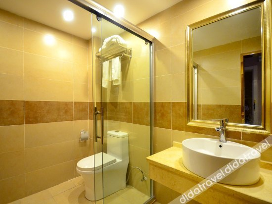 ��他, jinshutian Business Hotel, Wuhan