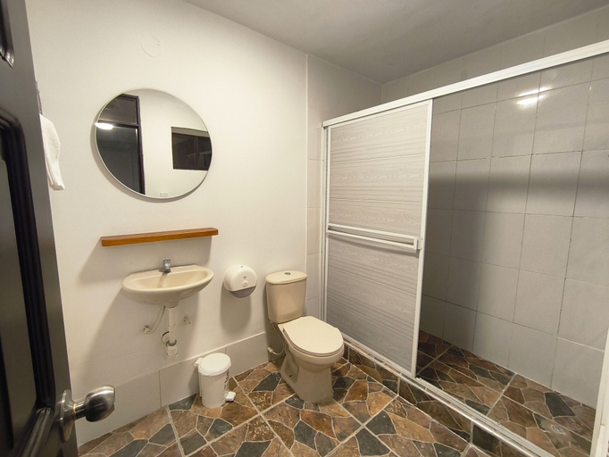 Bathroom 5, La Villa de Sofia, Santa Marta (Dist. Esp.)