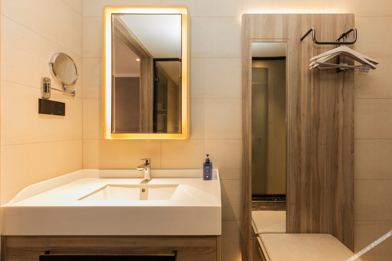 Bathroom, Hanting Hotel Heze Juye Qilin Avenue, Heze