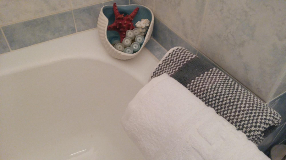 Bathroom, Pantheon Deluxe Apartments, South Aegean
