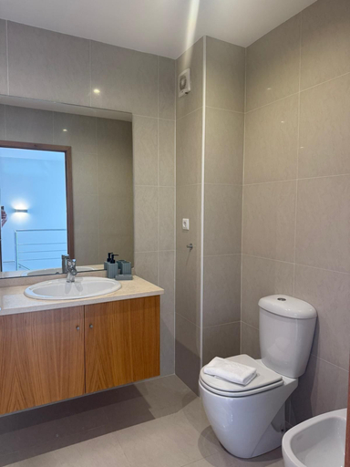 Bathroom 2, Pedra Moura Terrace by Porto Stories, Vila Nova de Gaia