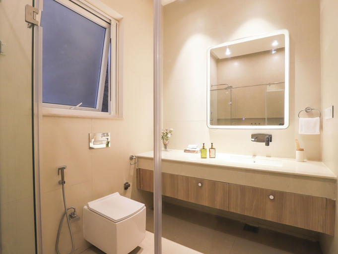 Bathroom 5, ELIVAAS Antarmann Casa Nova 4 BHK Villa, Nainital