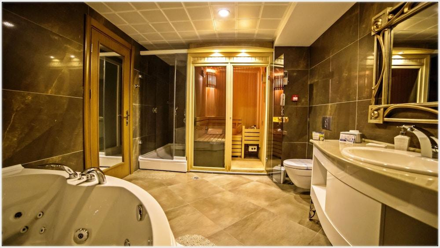 Bathroom 5, GRAND ASYA HOTEL, Bandırma