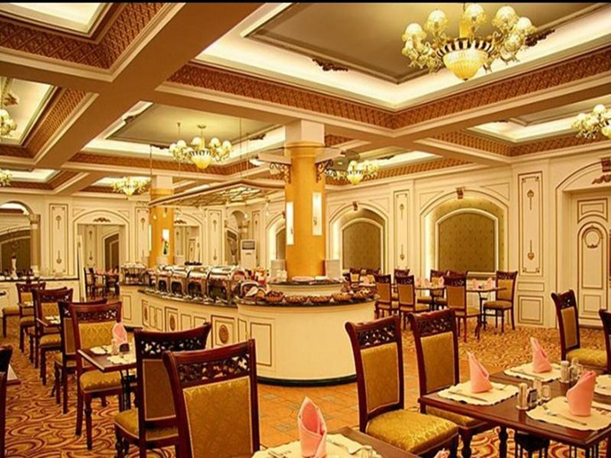 Food & Drinks 5, Rezen Dong Hotel Harbin Central Street, Harbin