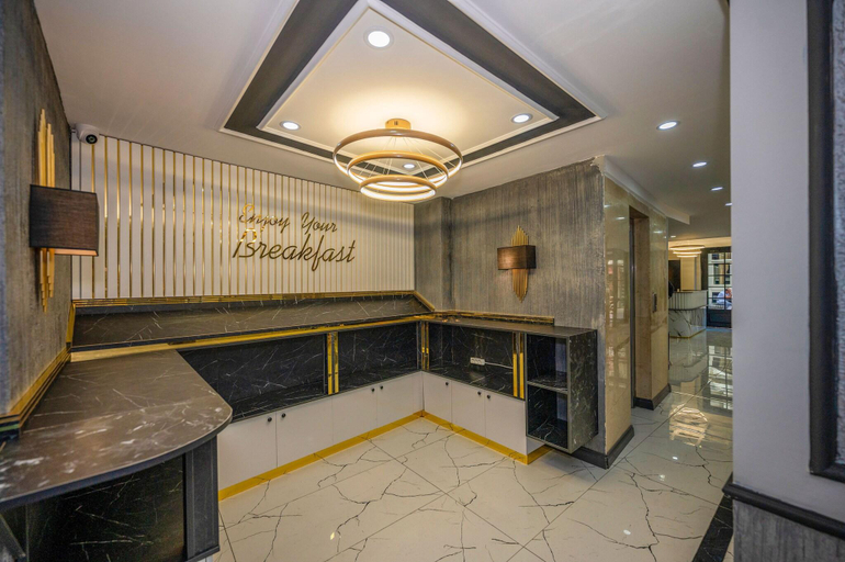 Restaurant 5, Hotel California, Fatih