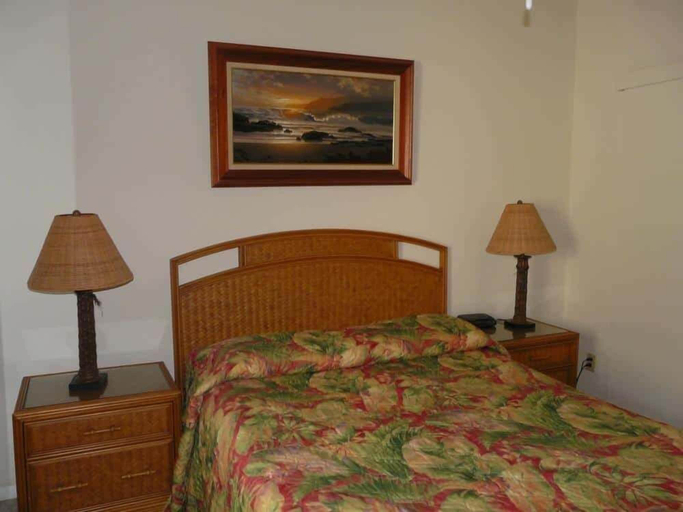 Room 5, 2br Oceanfront Loft With Solar Shade - Unit C27 1 Bedroom Condo, Maui