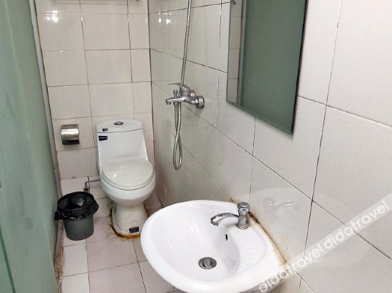 Others 3, Longxiang Hostel, Shanghai