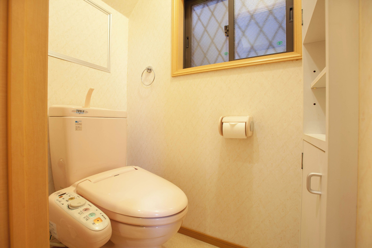 Bathroom 2, Lucky Higashi Mizue, Edogawa