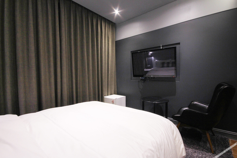 Bedroom 4, Ulsan Samsan Amare Hotel, Jung