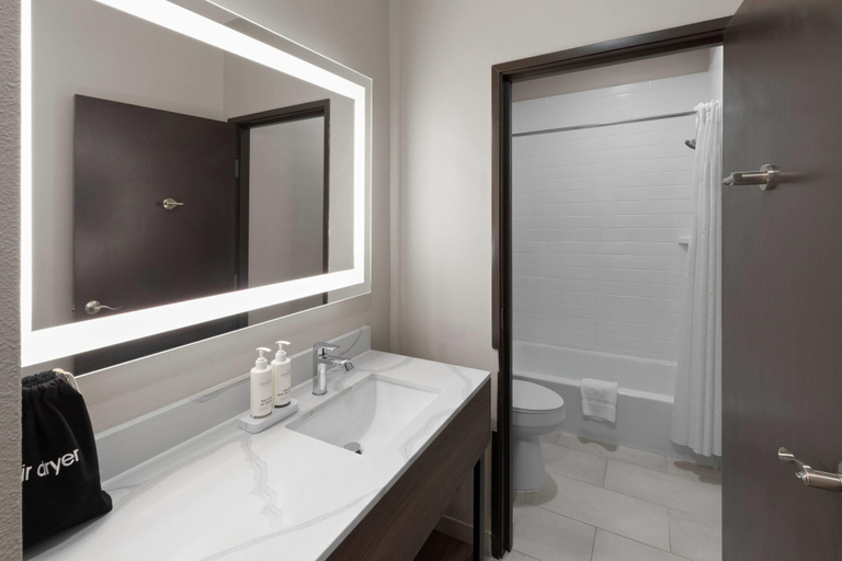 Bathroom 4, La Quinta Inn & Suites Nacogdoches, Nacogdoches