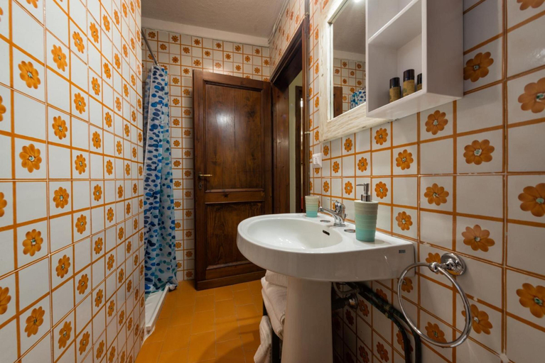 Bathroom 5, B&B Casalisa, Florence