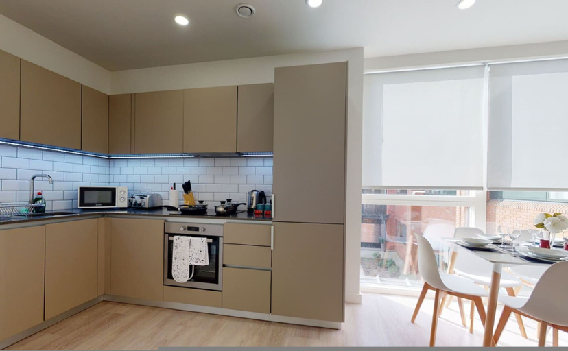 Others 2, Luxury Stevenage North Central Apartment Business Leisure, Hertfordshire