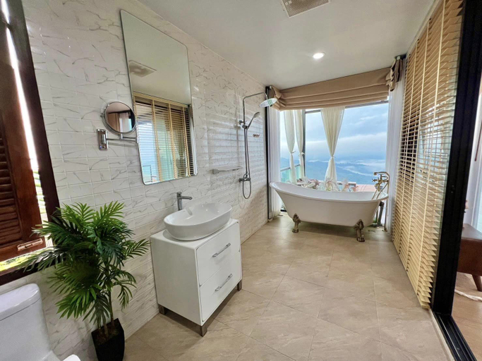 Bathroom 4, My Story Doichang Chiangrai, Mae Suai