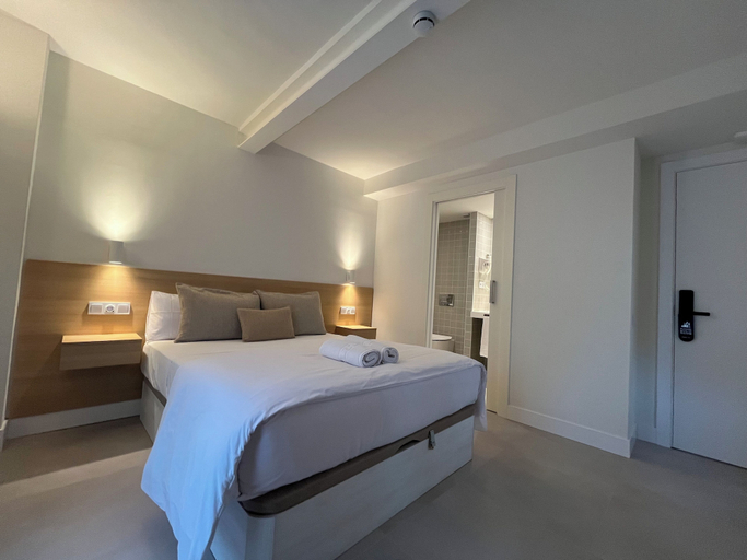 Room 5, HOTEL LUNA NUEVA, Tarragona
