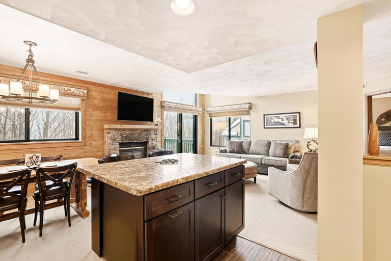Living area 3, Seven Springs Meadowridge 3brloft Premier-cssv8011 3 Bedroom Condo, Somerset